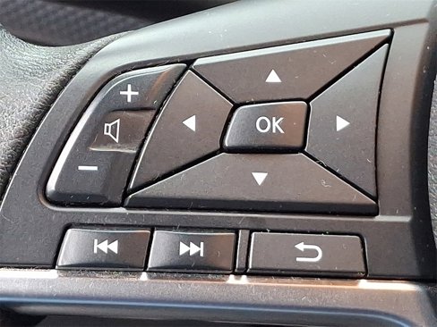 Used 2020 Nissan Kicks SV image 21