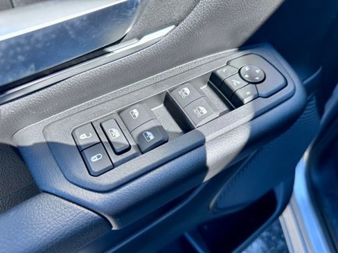 New 2026 RAM 1500 4x4 Crew Cab image 15