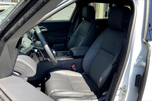 New 2026 Land Rover Range Rover Velar Dynamic SE image 9