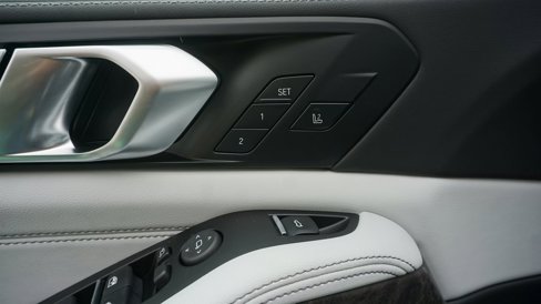 New 2026 BMW X5 xDrive40i w/ Climate Comfort Package image 10