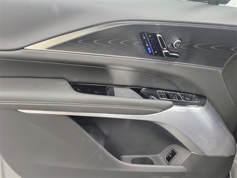 New 2026 Cadillac Lyriq V w/ Exterior Carbon Fiber Package image 19