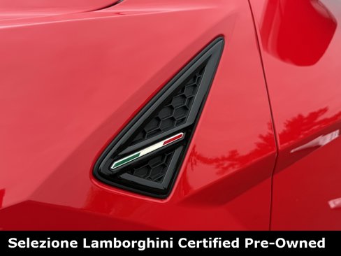 Used 2022 Lamborghini Urus image 10
