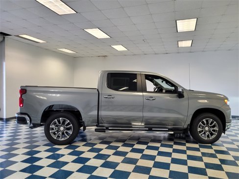 New 2025 Chevrolet Silverado 1500 LT image 11