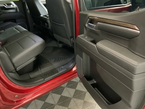 Used 2023 Chevrolet Silverado 1500 LT Trail Boss w/ Convenience Package II image 33
