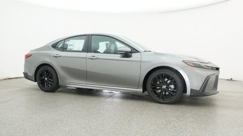 New 2026 Toyota Camry SE image 28
