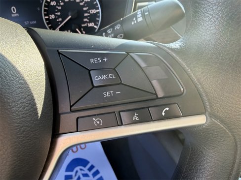 Used 2024 Nissan Altima 2.5 SV image 22
