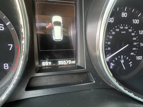 Used 2017 Hyundai Santa Fe Sport image 11