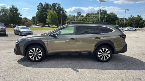 Used 2024 Subaru Outback Limited image 2