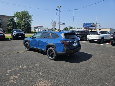 Used 2022 Subaru Outback Wilderness image 4