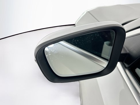 Used 2025 BMW 330i Sedan image 16