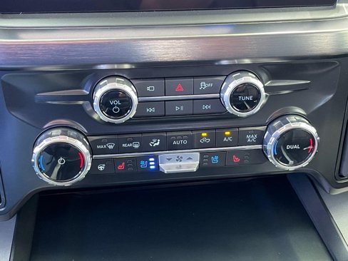 New 2025 Ford F350 Lariat image 50