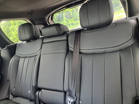 New 2025 Land Rover Range Rover SE image 17