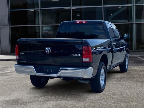 Used 2024 RAM 1500 Classic SLT image 7