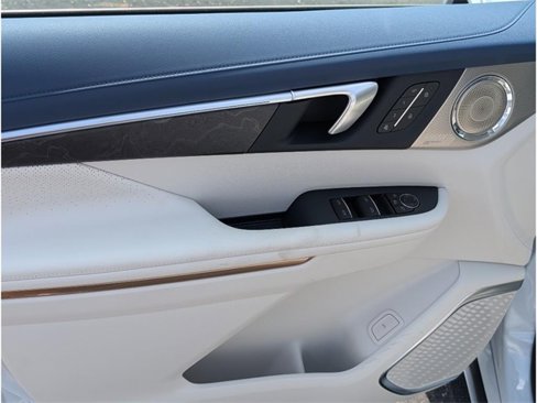 New 2026 Buick Enclave Avenir image 17