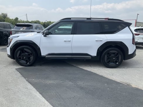 New 2026 Kia EV9 GT-Line image 4