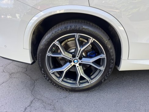 Used 2019 BMW X5 xDrive50i w/ M Sport Package image 33