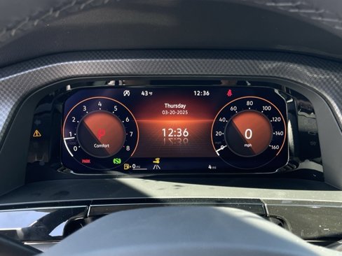 New 2025 Volkswagen Atlas Peak Edition SE image 12
