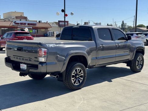 Used 2021 Toyota Tacoma TRD Sport image 5