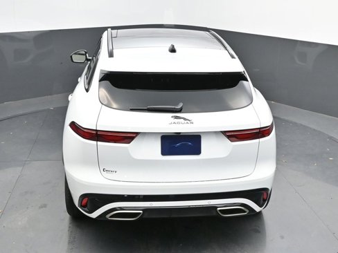 New 2025 Jaguar F-PACE R-Dynamic S image 39