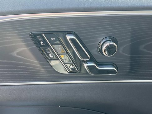 New 2026 Cadillac Lyriq Sport image 23