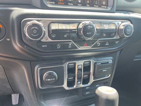Used 2021 Jeep Wrangler Unlimited Sport image 20