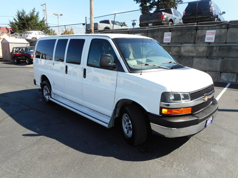 Used 2016 Chevrolet Express 3500 LT w/ LT Preferred Equipment Group image 5