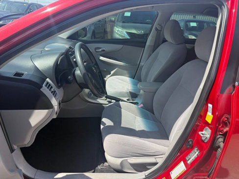 Used 2011 Toyota Corolla LE image 10