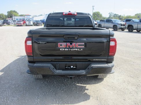 New 2026 GMC Canyon Denali image 5