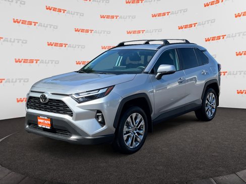 Used 2024 Toyota RAV4 XLE Premium image 1