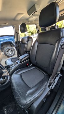 Used 2015 Dodge Journey Crossroad w/ Flexible Seating Group image 11
