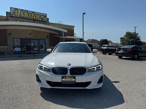 Used 2023 BMW 330i Sedan w/ Driving Assistance Package image 2