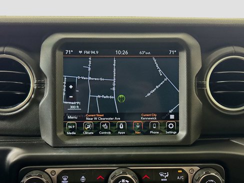 Used 2021 Jeep Wrangler Unlimited Sahara w/ Cold Weather Group image 13