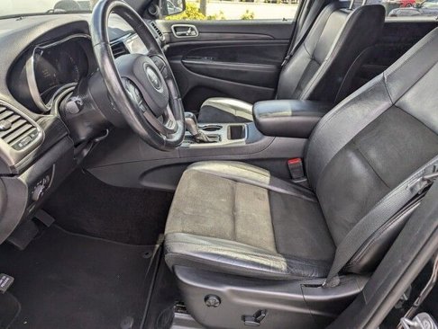 Used 2019 Jeep Grand Cherokee Altitude image 10