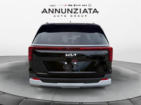 New 2026 Kia Carnival EX image 4
