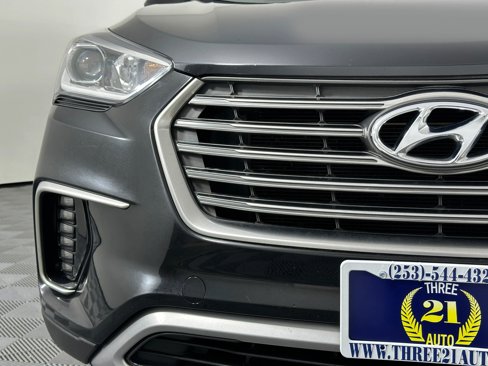 Used 2017 Hyundai Santa Fe SE image 4