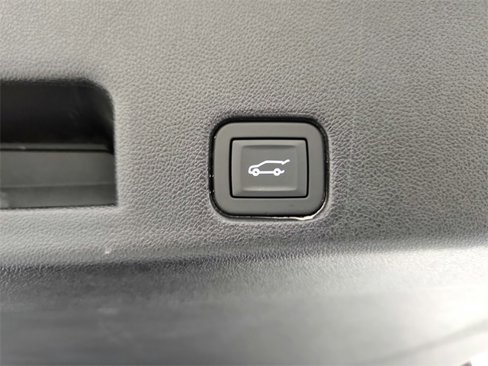 Used 2025 Buick Enclave Preferred image 31