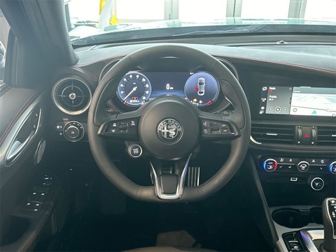 New 2025 Alfa Romeo Giulia AWD w/ Driving Assist Package image 11