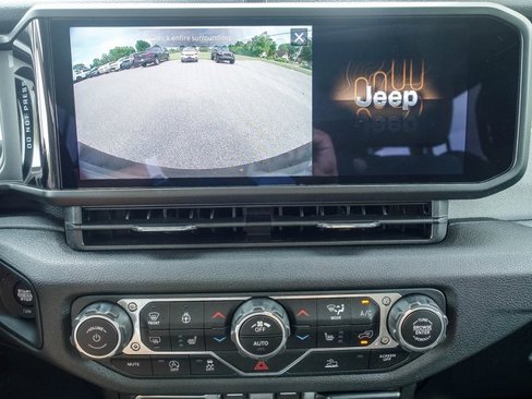 New 2025 Jeep Wrangler Sport S image 28