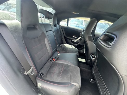 Used 2023 Mercedes-Benz CLA 250 w/ AMG Line image 19