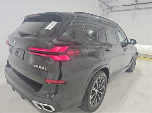Used 2025 BMW X5 M60i w/ Climate Comfort Package image 4