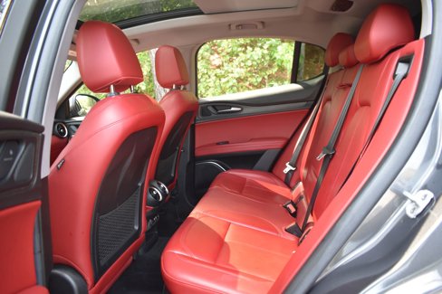 Used 2020 Alfa Romeo Stelvio Ti w/ Active Blind Spot Package image 26