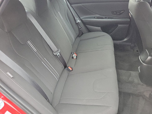 Used 2025 Hyundai Elantra Sport w/ Cargo Package image 18