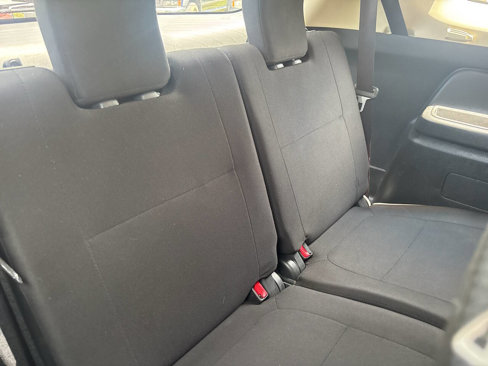 Used 2017 Mitsubishi Outlander ES image 28