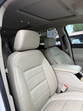 Used 2017 GMC Acadia Denali w/ Technology Package image 3