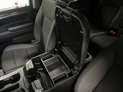 Used 2024 GMC Sierra 1500 Elevation image 29