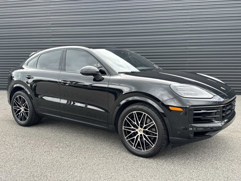 Certified 2024 Porsche Cayenne Coupe image 10