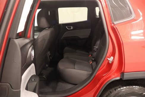 New 2025 Jeep Compass Sport image 12