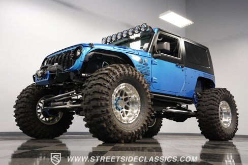 Used 2010 Jeep Wrangler Rubicon w/ PWR Convenience Group image 21