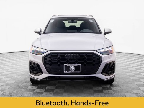 Used 2024 Audi Q5 2.0T Prestige w/ Prestige Package image 8