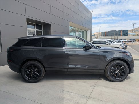 New 2026 Land Rover Range Rover Velar Dynamic SE image 4